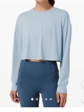 Lululemon Cropped Long Sleeve Tee